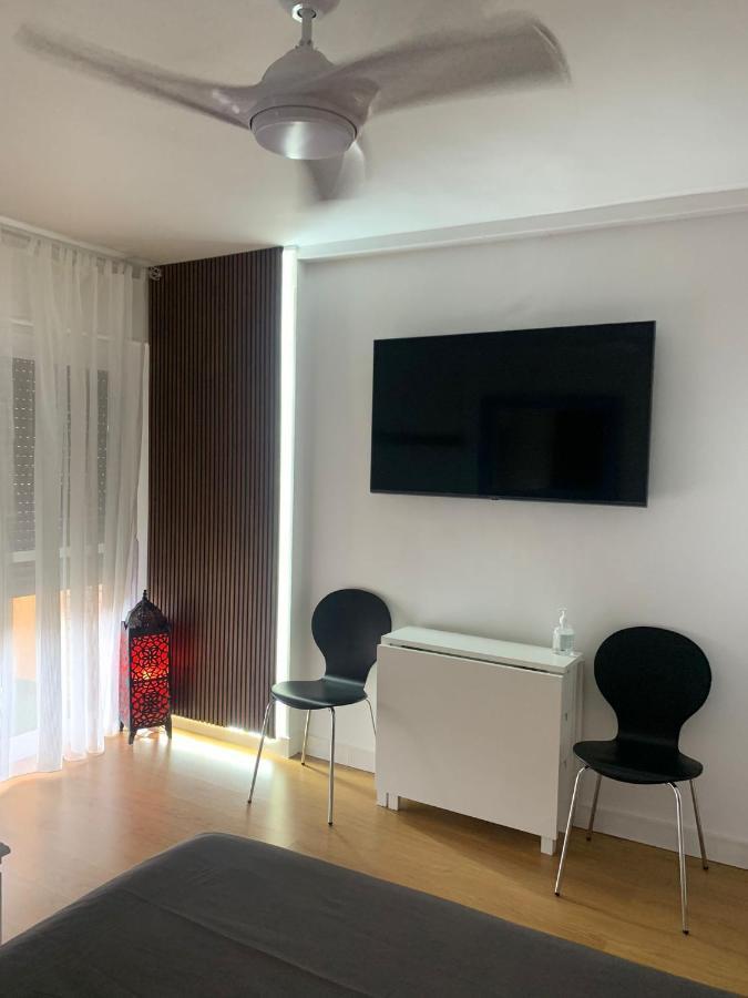 Sweet Home Benalmadena, Estudio Con Vistas Al Mar Y Excelente Conexion Wifi, Para No Fumadores, Con Piscinas, Sea Views, With Swimming Pools, Completely Renovated, Ideal For Older People, Bright With Morning Sun, No Smoking エクステリア 写真